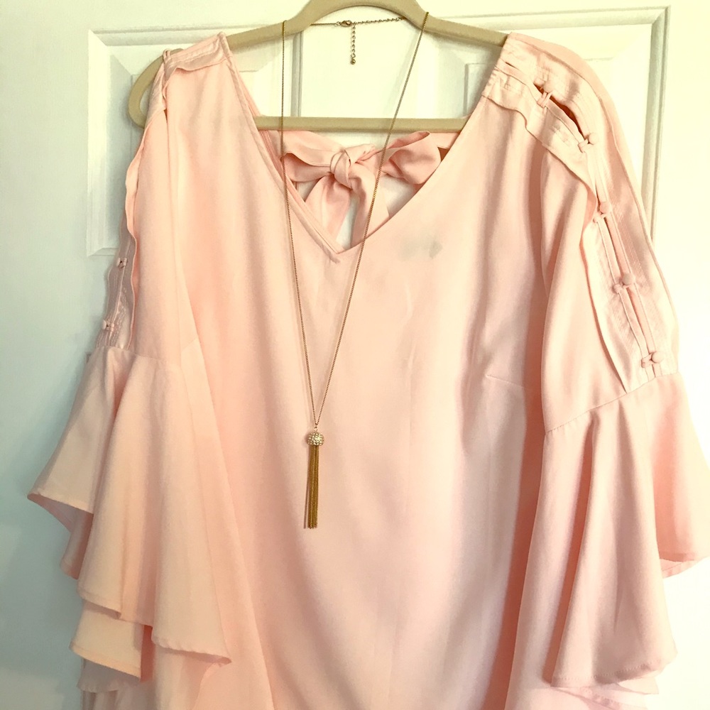 Lane Bryant women’s plus size ruffly blouse
